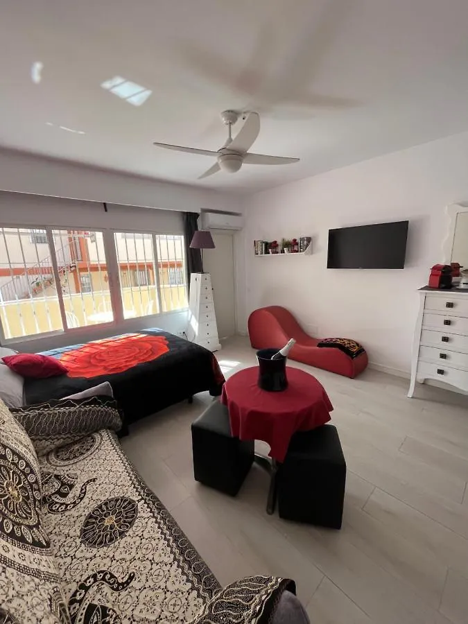 Estudio Romantico La Carihuela Torremolinos 0*,  España
